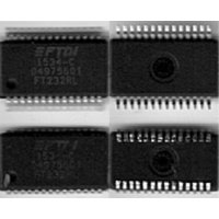 FT232RL Chip; oben normal, unten mit umgebogenen Pins